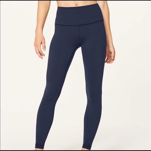 Lululemon wunder under size 6 navy leggings